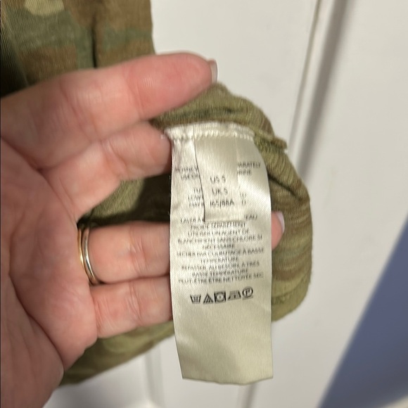 The Men's Store Green and Brown Camouflage Short Sleeve Tee - Picture 3 of 6